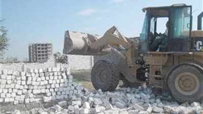 حملات لإزالة التعديات على الأراضي الزراعية وأملاك الدولة بأحياء الإسكندرية