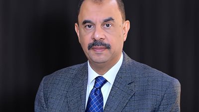 محافظ سوهاج يعلن رفع درجة الاستعداد خلال احتفالات عيد الميلاد المجيد