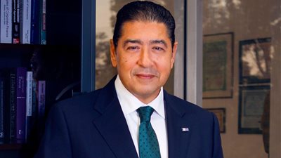 عز العرب: توقعات بخفض البنك المركزي أسعار الفائدة تماشياً مع تراجع معدلات التضخم