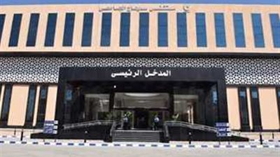 بسبب خلافات أسرية.. ربة منزل تطعن شقيق زوجها في طهطا بسوهاج 