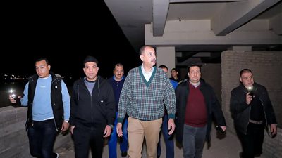 محافظ سوهاج يتفقد المرسى السياحي بالكورنيش الغربي ويوجه بتطويره