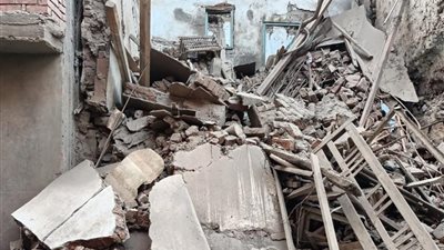 استخراج جثة شاب من تحت أنقاض منزل المراغة المنهار بسوهاج