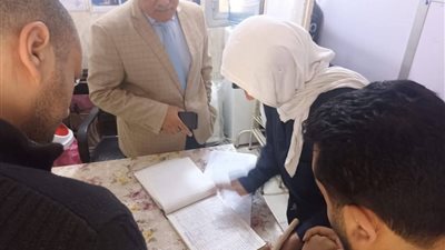 خلال جولة مسائية.. وكيل صحة القليوبية يتفقد العمل بعدد من المنشآت الصحية في بنها