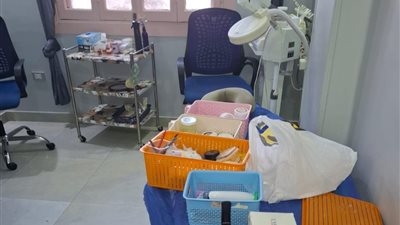 سقوط منتحلة صفة طبيبة تجميل تدير مركزًا غير مرخص بسوهاج