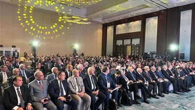 بحضور الرئيس الفرنسي.. رئيس جامعة بنها الأهلية يشارك في الملتقى المصري الفرنسي للتعاون العلمي والجامعي