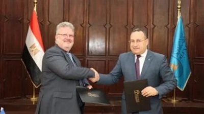 اتفاقية تعاون بين رئيسى جامعتي الإسكندرية وليتورال الفرنسية لإنشاء درجات مزدوجة