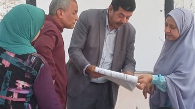 مدير التعليم العام يتابع انتظام الدراسة وامتحانات شهر أبريل بمدارس سوهاج 