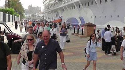 ميناء الإسكندرية يستقبل سفينة سياحية على متنها 4696 راكبا من جنسيات مختلفة 