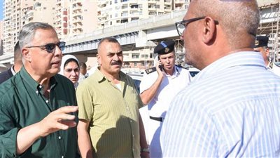 محافظ الإسكندرية يتفقد توسعة الكورنيش ويوجه بإزالة الإشغالات 
