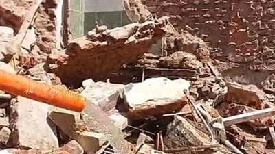 انهيار جزئي لمنزل من طابقين دون إصابات بمركز دشنا في قنا