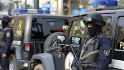 جاره خلص عليه بالطريق العام.. مقتل شاب بطعنات آلة حادة إثر مشاجرة في قنا