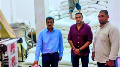 تموين سوهاج: ضبط مصنع غير مرخص لتعبئة السكر واكتشاف عجز 25 طنًا بفرع جملة الأرياف بطهطا