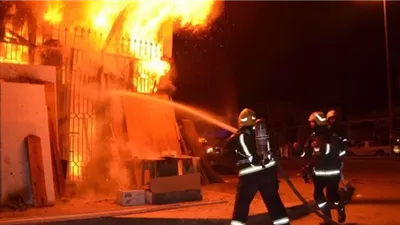 السيطرة على حريق نشب في مدرسة الشطبية الإعدادية بنجع حمادي