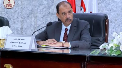 محافظ سوهاج يترأس اجتماع المجلس الاقتصادي الاجتماعي لمتابعة المشروعات الاستثمارية والصناعية