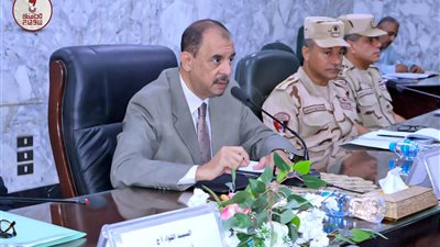 محافظ سوهاج يترأس الاجتماع التحضيري لتنفيذ التدريب العملي المشترك لمواجهة الأزمات والكوارث