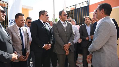 افتتاح مدرسة نجع الرماش بعد تطويرها بقرية كرم عمران في قنا