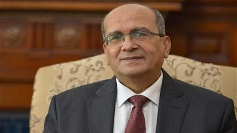 رئيس الشركة القابضة