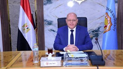 لأول مرة.. جامعة سوهاج تشتري اثاث مكتبي من قطاع مصلحة السجون