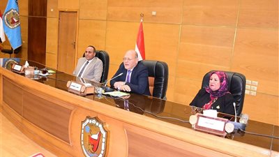 جامعة سوهاج تقود حراكًا علميًا دوليًا لمستقبل بيئي مستدام خلال فعاليات مؤتمر البيئة الدولي الرابع