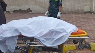 حادث مأساوي بمقابر القاهرة الجديدة.. مصرع شخص سقط عليه لودر