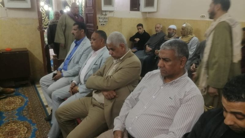 جانب من واجب العزاء