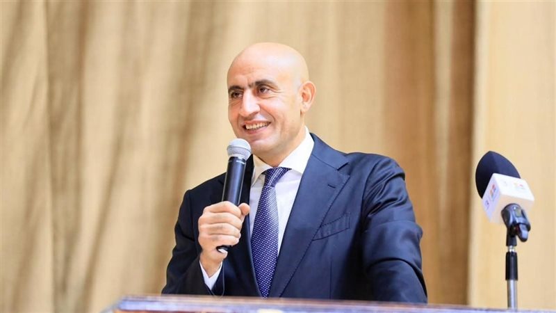 الوزير محمد عبداللطيف