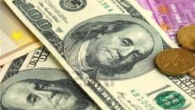  ضبط 6 ملايين جنيه في قضايا عملات و14 طن دقيق مهرب واستوديو مخالف بالجيزة 