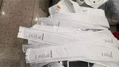 جمارك مطار القاهرة تضبط محاولتي تهريب كمية من المستلزمات الطبية والسماعات