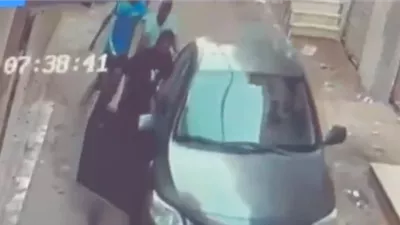 بتحريض من زوجته الثانية.. زوج يسحل زوجته الأولى ويخطف نجله لإجبارها على التنازل عن قضايا ضده بالشرقية