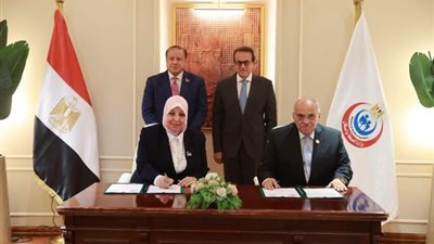 وزير الصحة يشهد توقيع بروتوكول تعاون مع الجهاز المصري للملكية الفكرية لتعزيز توطين صناعة الدواء وتحقيق الأمن الدوائي