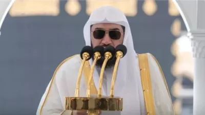 خطيب المسجد الحرام: من يجرؤ على استهداف بيت الله الحرام ومسجد نبيه لا يمت للإسلام بصلة