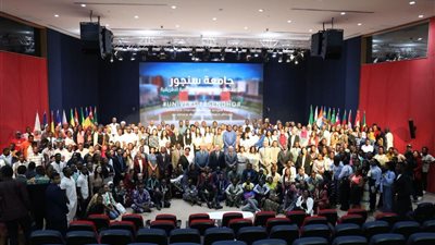 وزير التعليم العالي والقائم بعمل وزير الثقافة يتفقد مقر جامعة سنجور ببرج العرب بالإسكندرية 