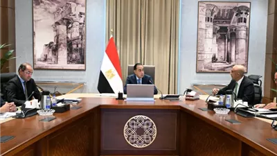 مدبولي يكلف بتحويل 250 مدرسة إلى نموذج دولي يوفر خريجين جاهزين لسوق العمل
