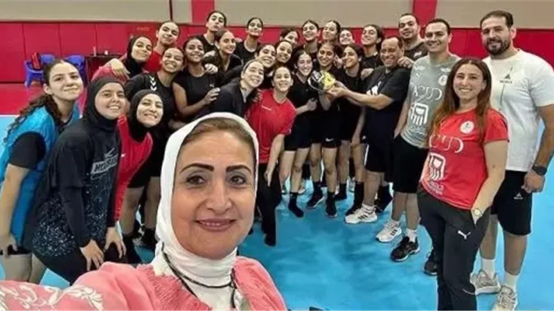  منتخب الناشئات لليد