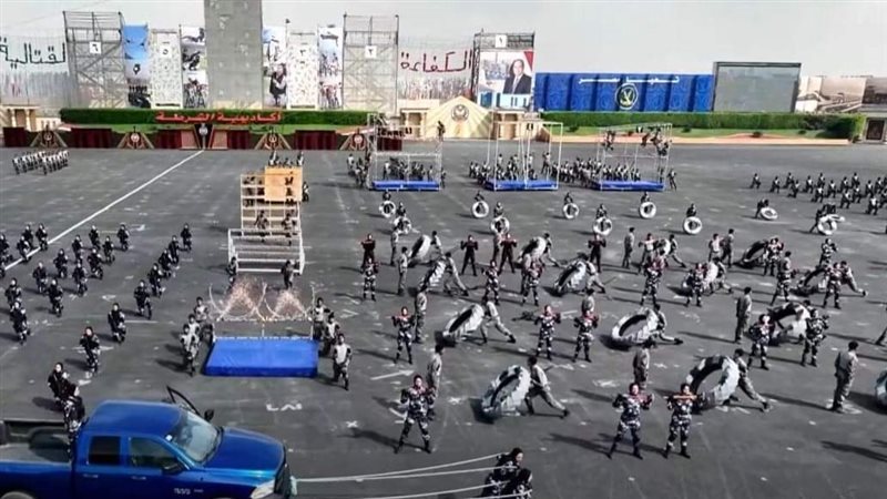 طلبة اكاديمية الشرطة